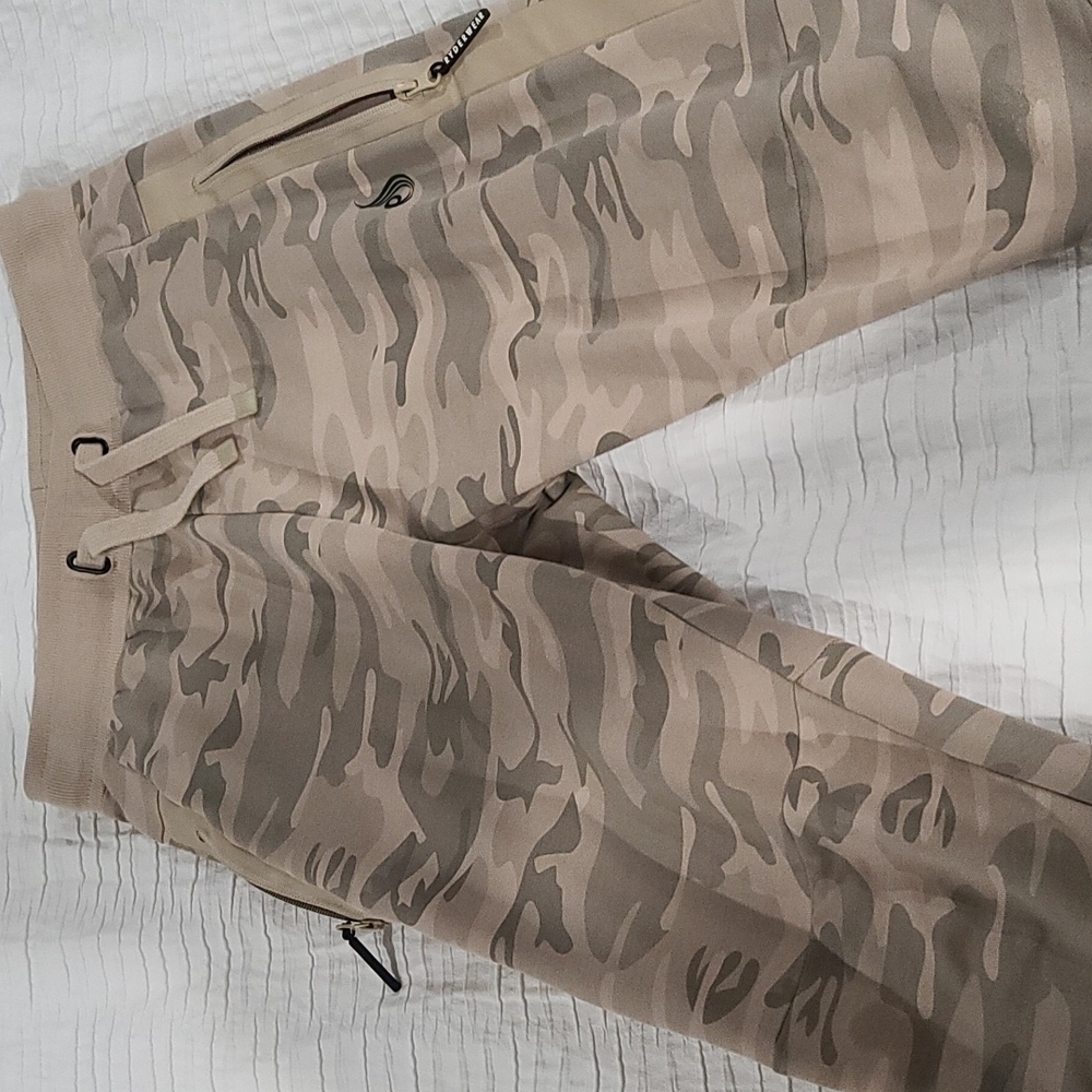 Ryder Camo Sweats
